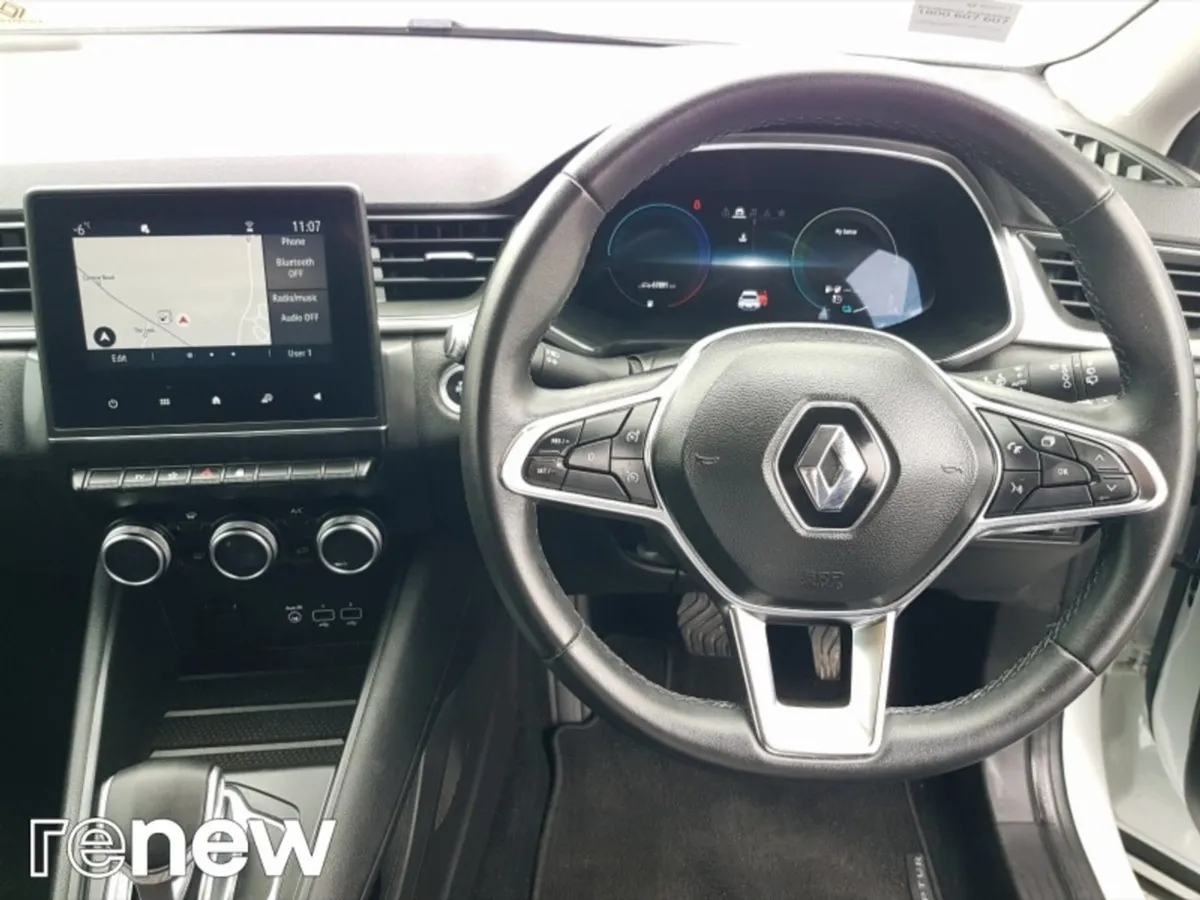 Renault Captur E-tech Plug-in 160 Auto S-edition - Image 2