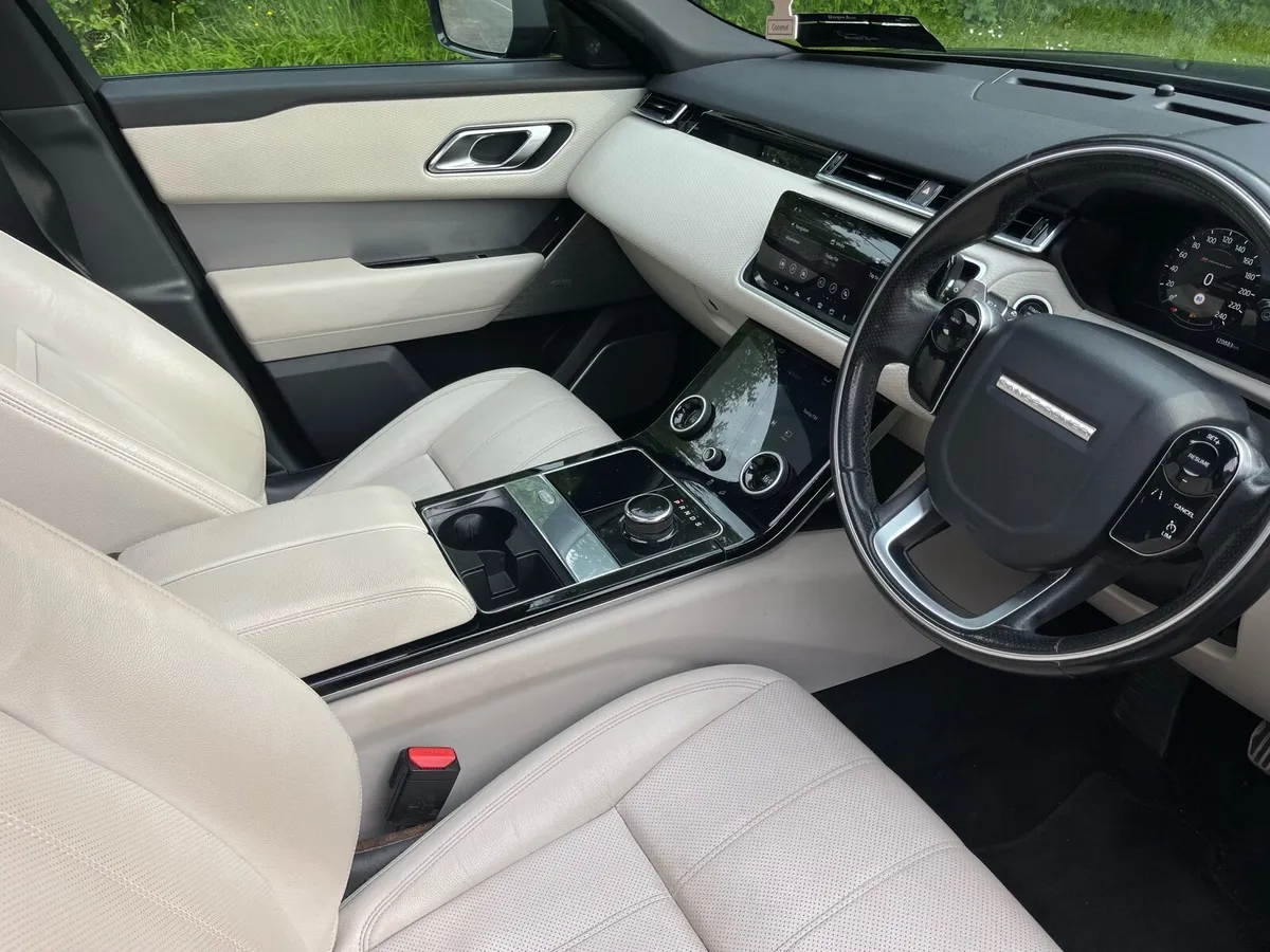 Range Rover Velar R Dynamic - Image 4
