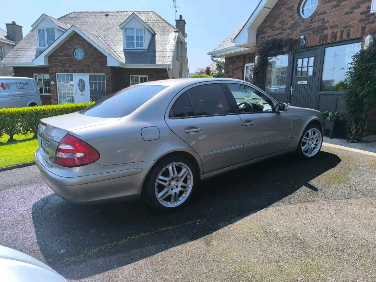 Mercedes Benz E-  Class - Image 2