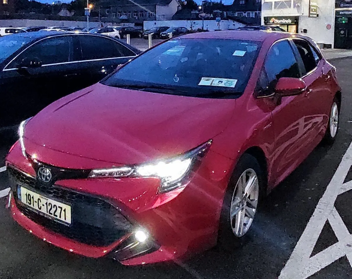 Toyota Corolla 2019 - Image 2