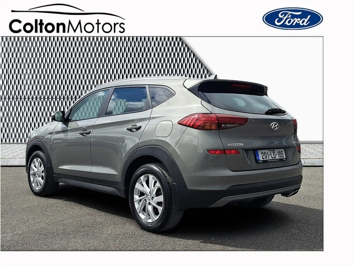 Hyundai Tucson 2WD Executive Mild Hybrid - Image 4