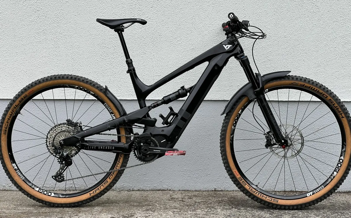 YT Decoy Electric Mountain Bike - Image 1