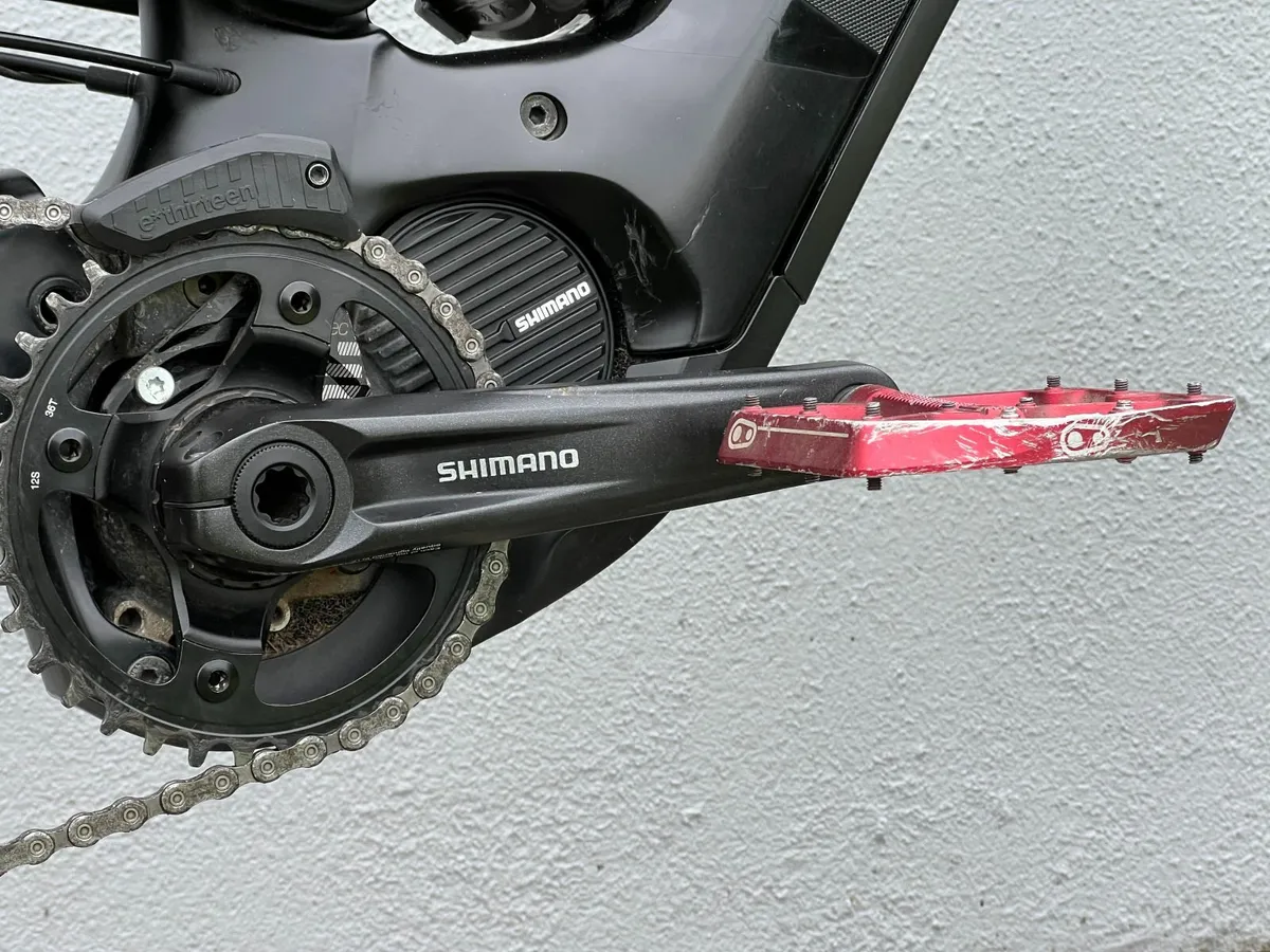 YT Decoy Electric Mountain Bike - Image 4