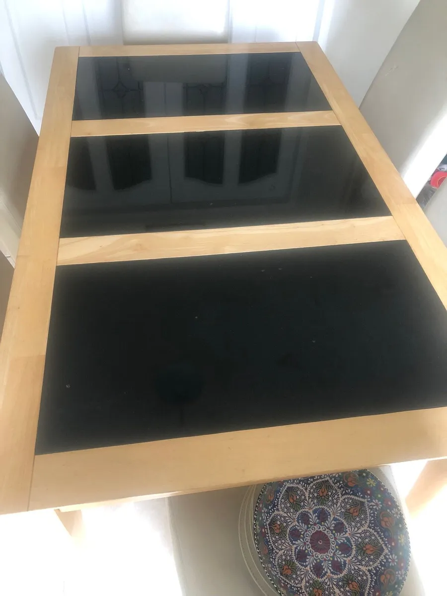 Table and 6 chairs - Image 4