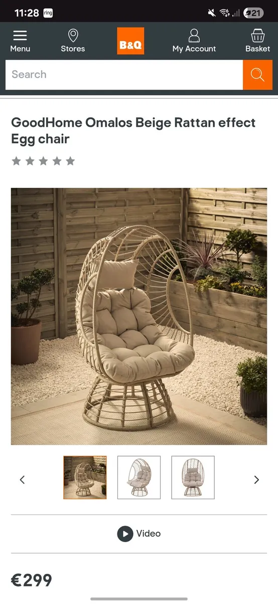 Beige Rattan effect Egg chair