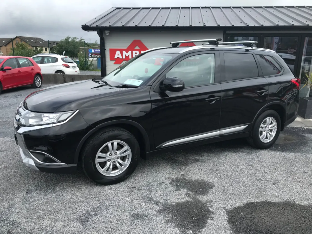 2016 Mitsubishi Outlander Turbo Diesel - Image 1