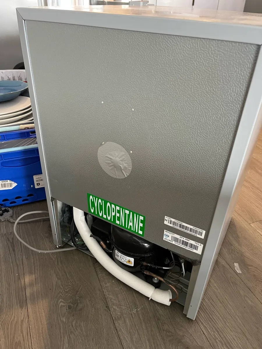 Mini fridge - Image 4