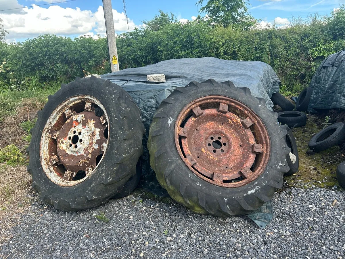 Vintage tyre rims
