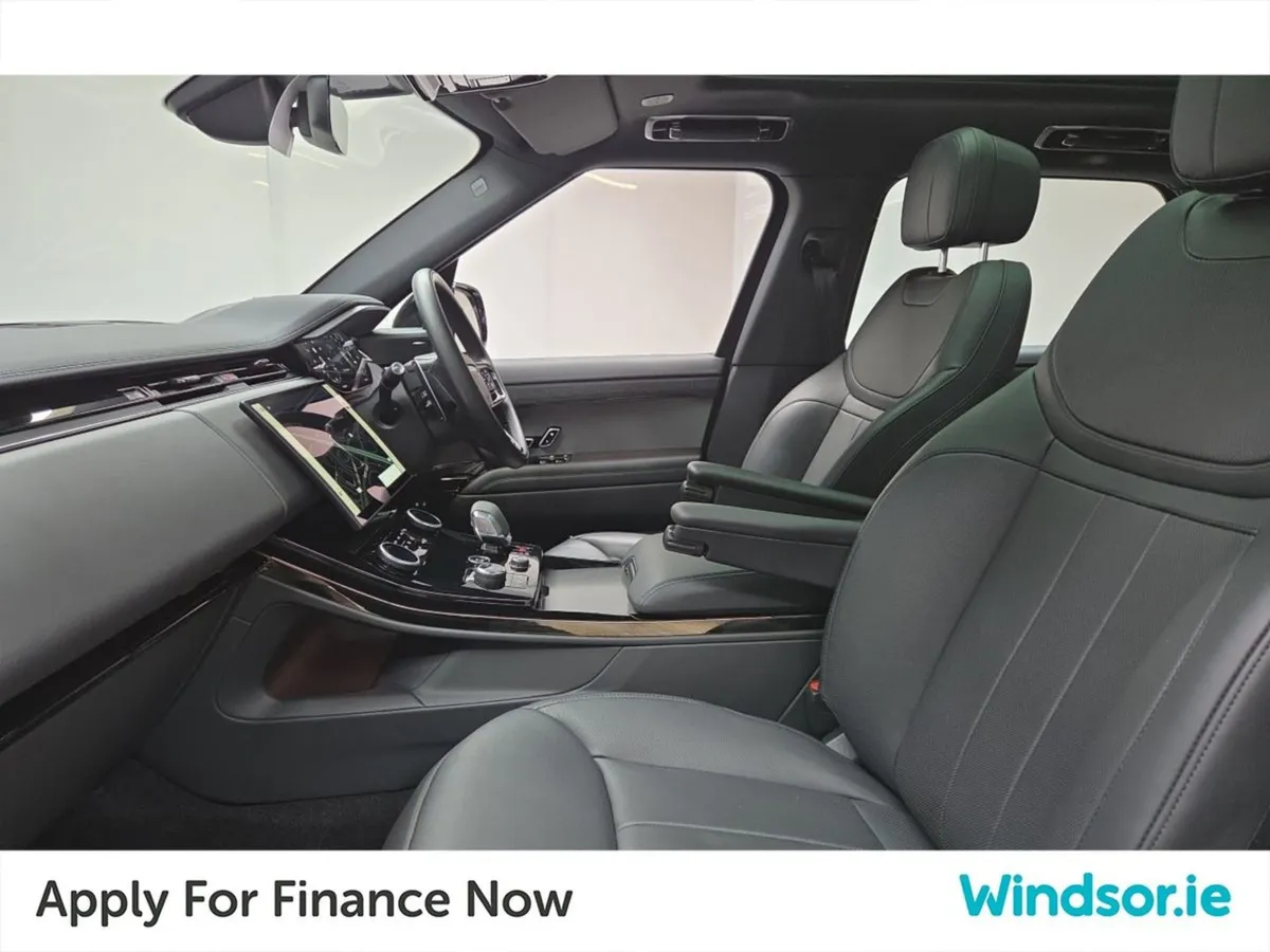 Land Rover Range Rover Sport Dynamic SE Phev - Image 4