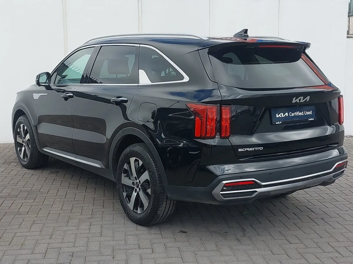 Kia Sorento 2.2 K4 Diesel 7 Seats - Image 3