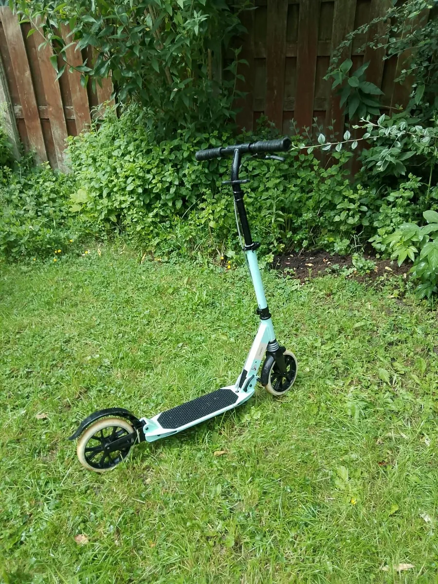 Decathlon Foldable Scooter - Image 2