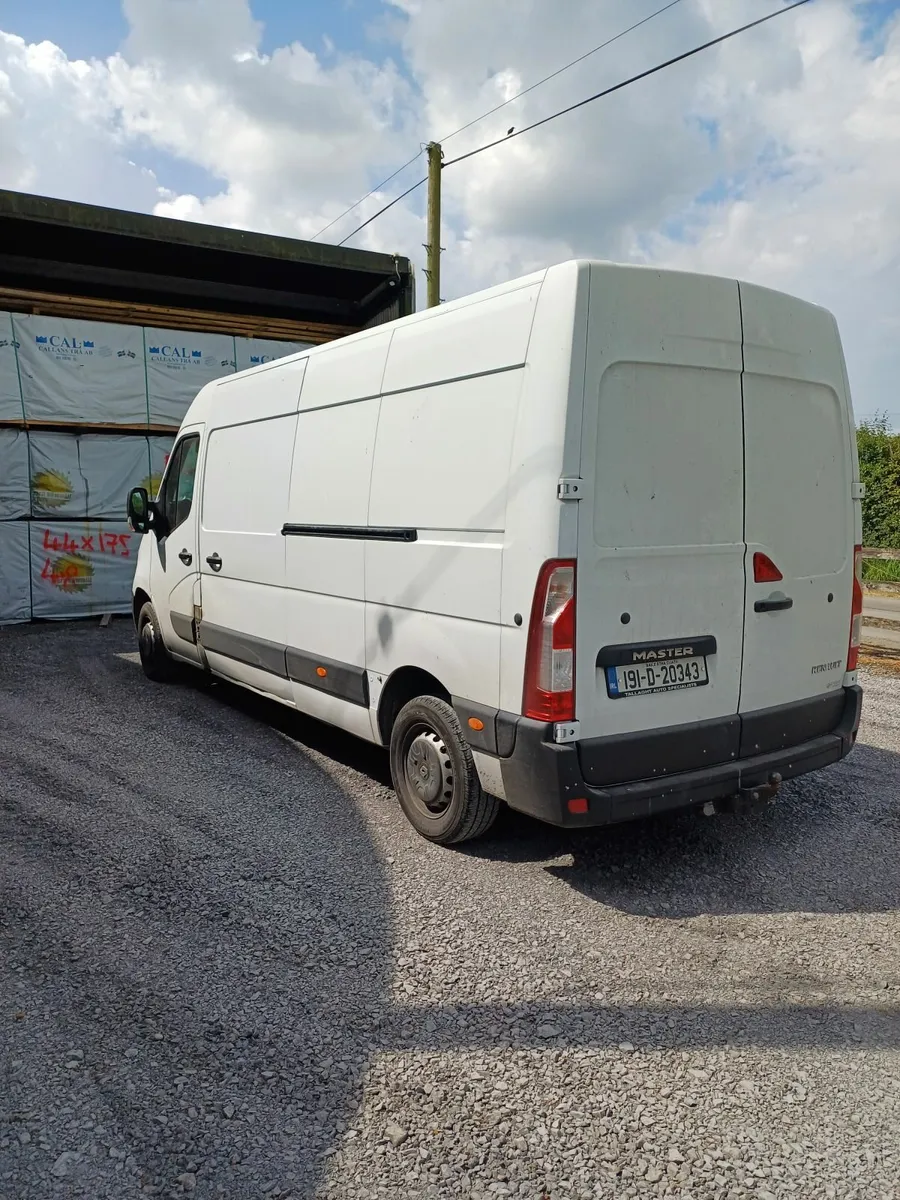 Renault Master 2019 - Image 1