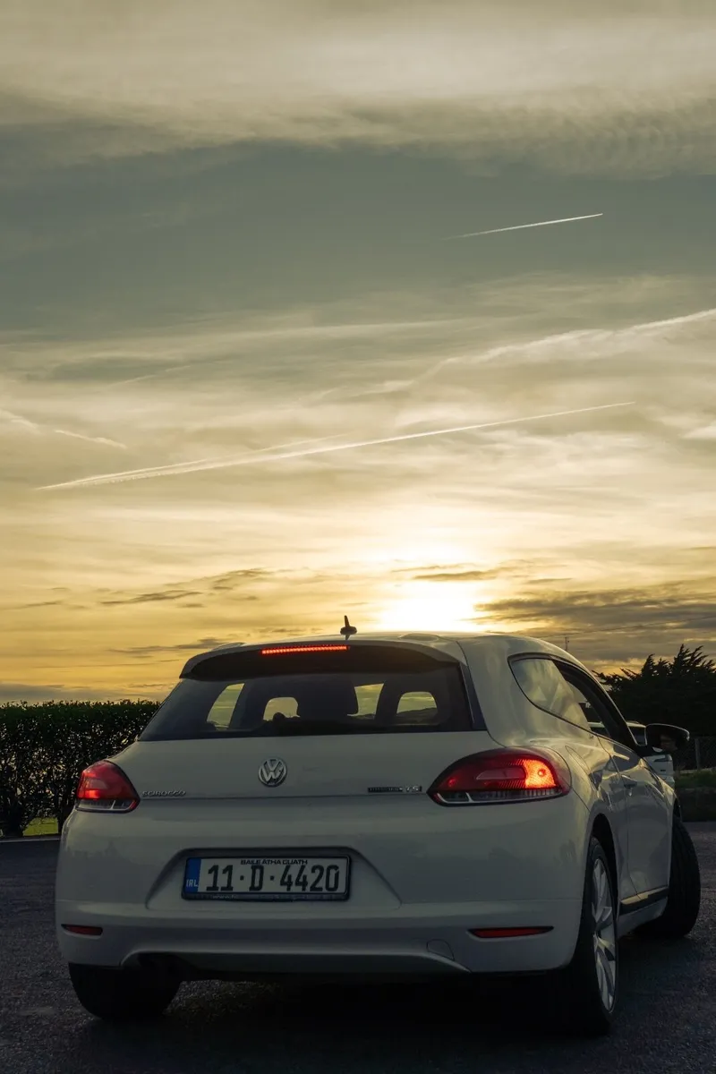 Volkswagen Scirocco 2011 - Image 4