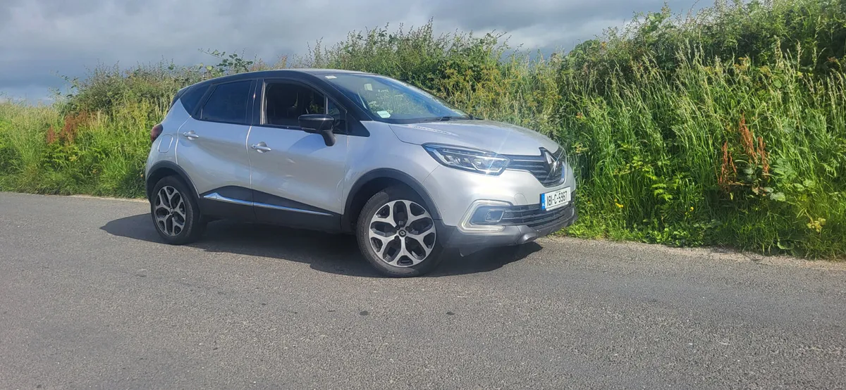Renault Captur 2018 Leather seats and NAV - Image 1