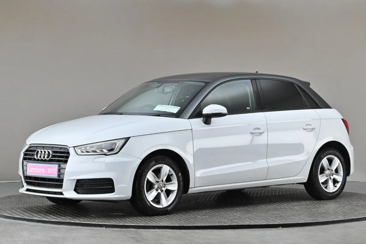 Audi A1 1.0tfsi 95bhp S-tronic 5DR  2tone Roof - Image 4