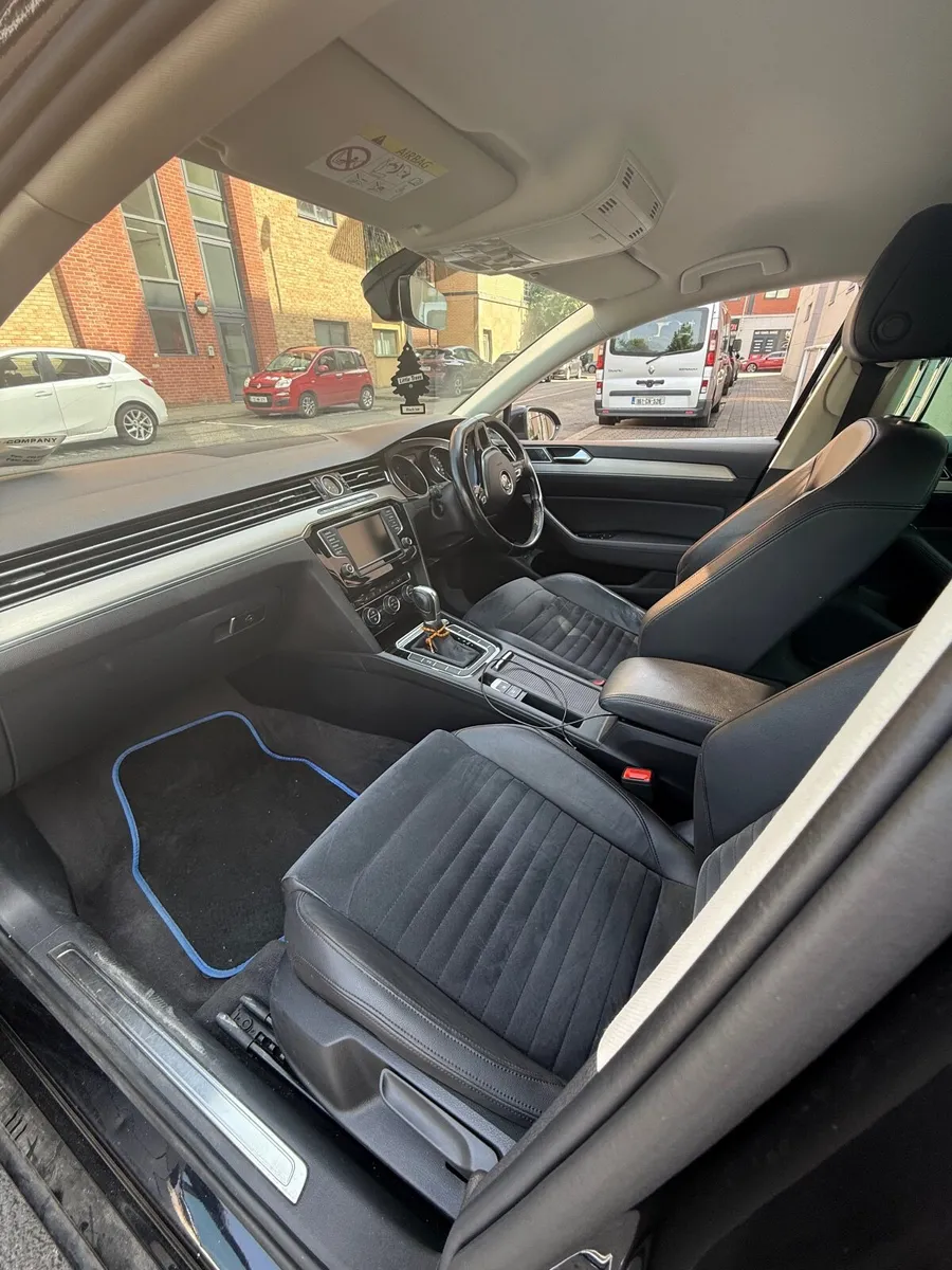 2016 Volkswagen Passat 1.6 TDI – Black – 70K Miles - Image 2