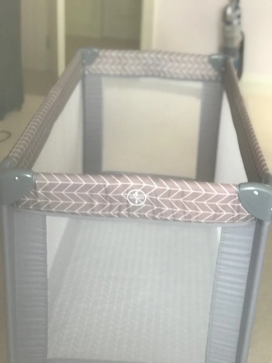 Baby’s Travel Cot - Image 2