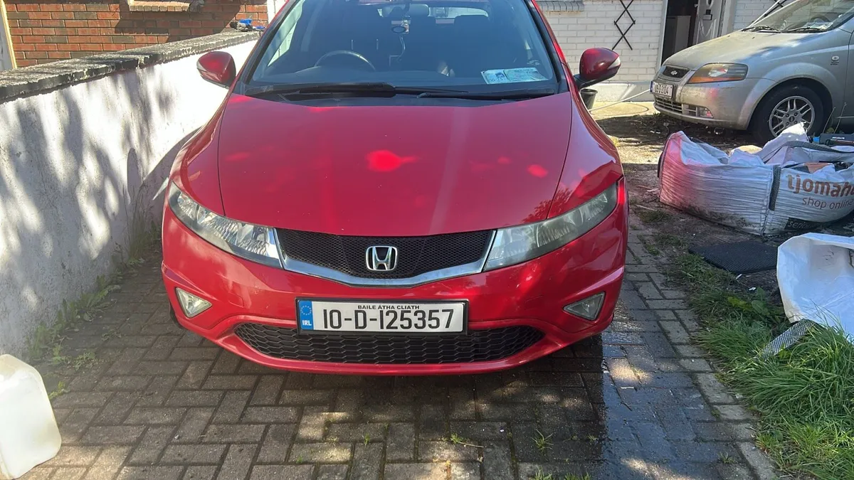 2010 Honda Civic - Image 1
