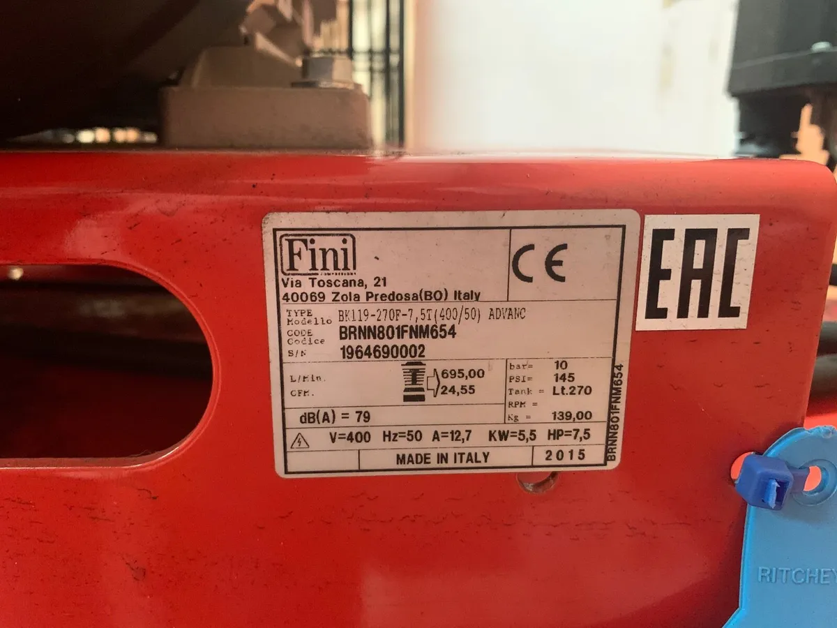 Fini Compressor 7.5hp 270 litre - Image 4