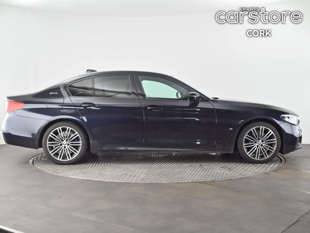 BMW 5 Series 530e M Sport Auto - Image 3