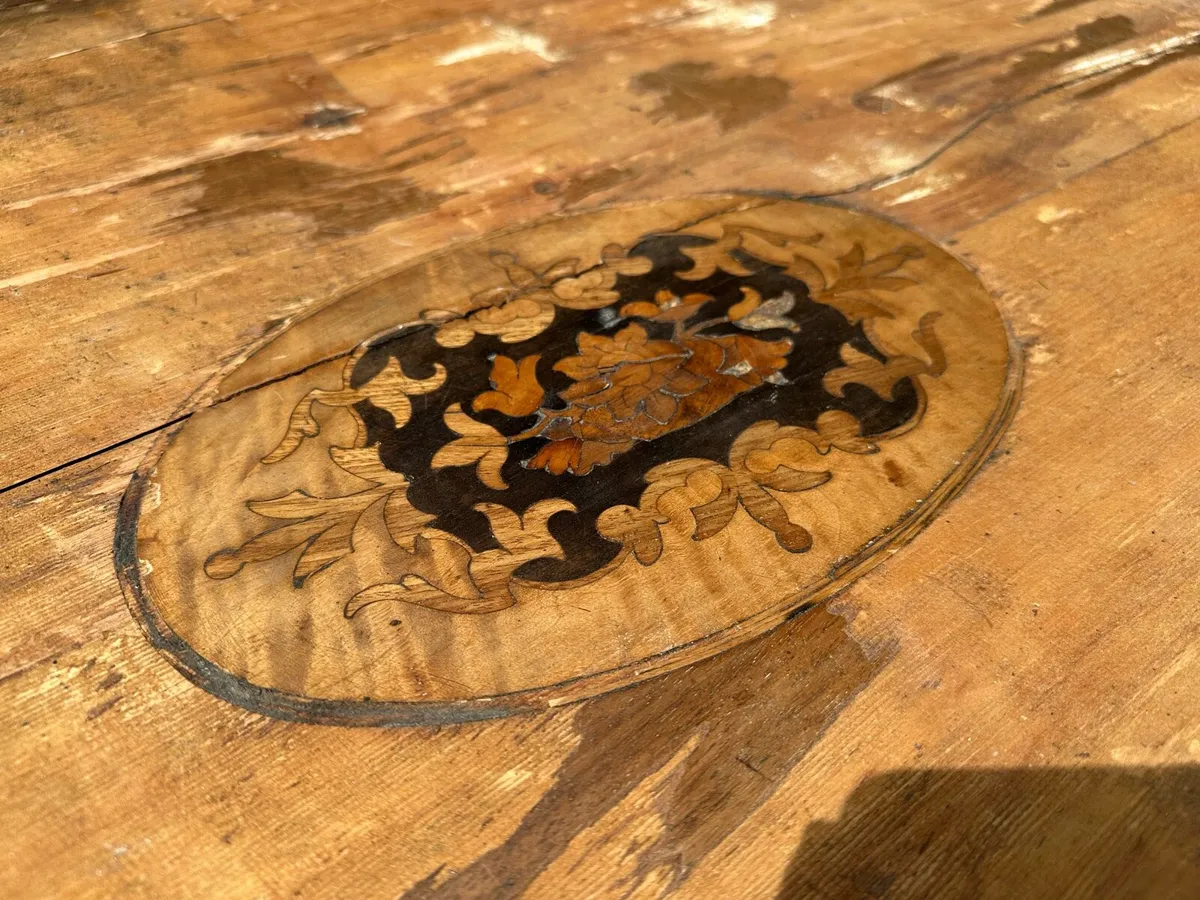 Last Chance: Free Antique Oval Table - Image 2