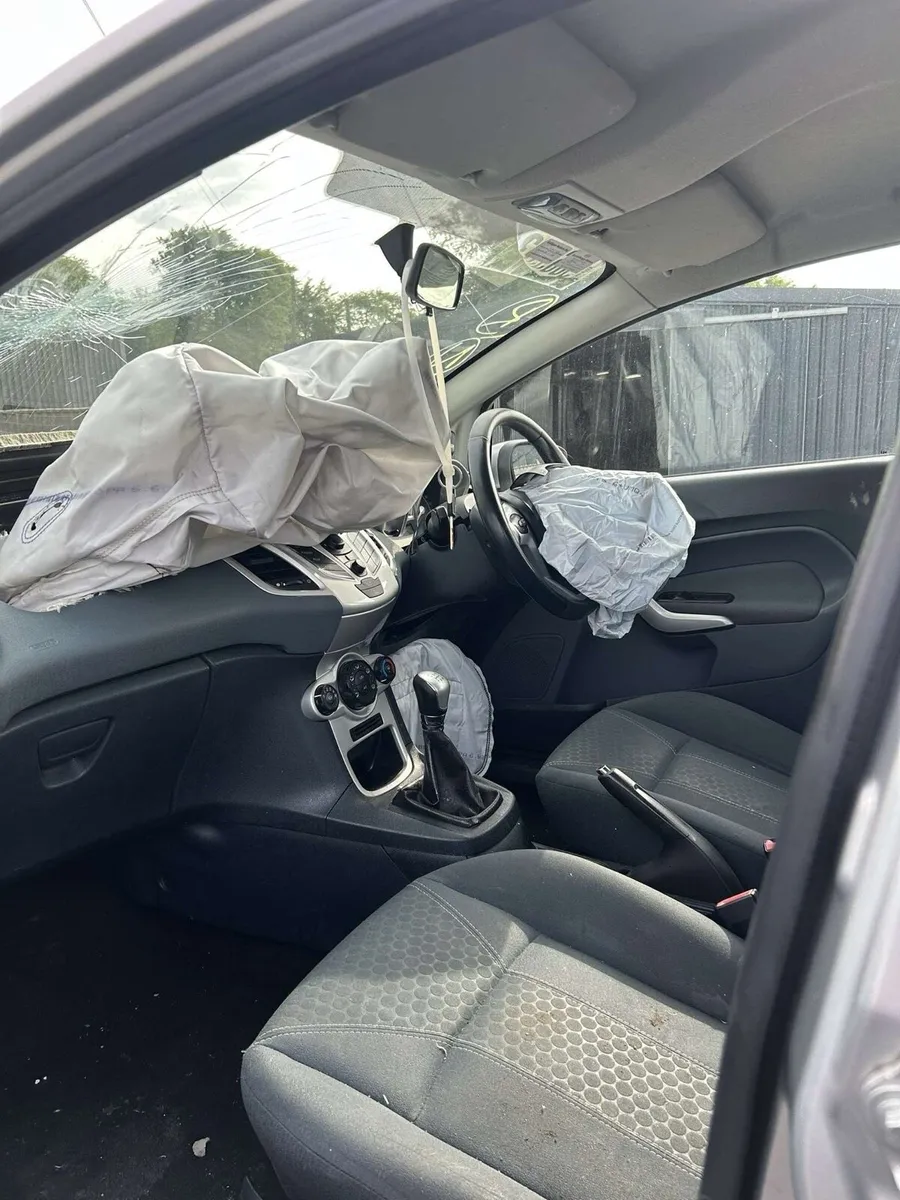 Ford Fiesta 1.4TDCI for Breaking Or Complete - Image 3