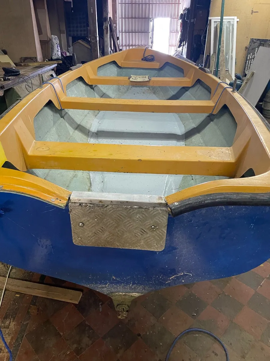 17ft Lake boat - Image 1