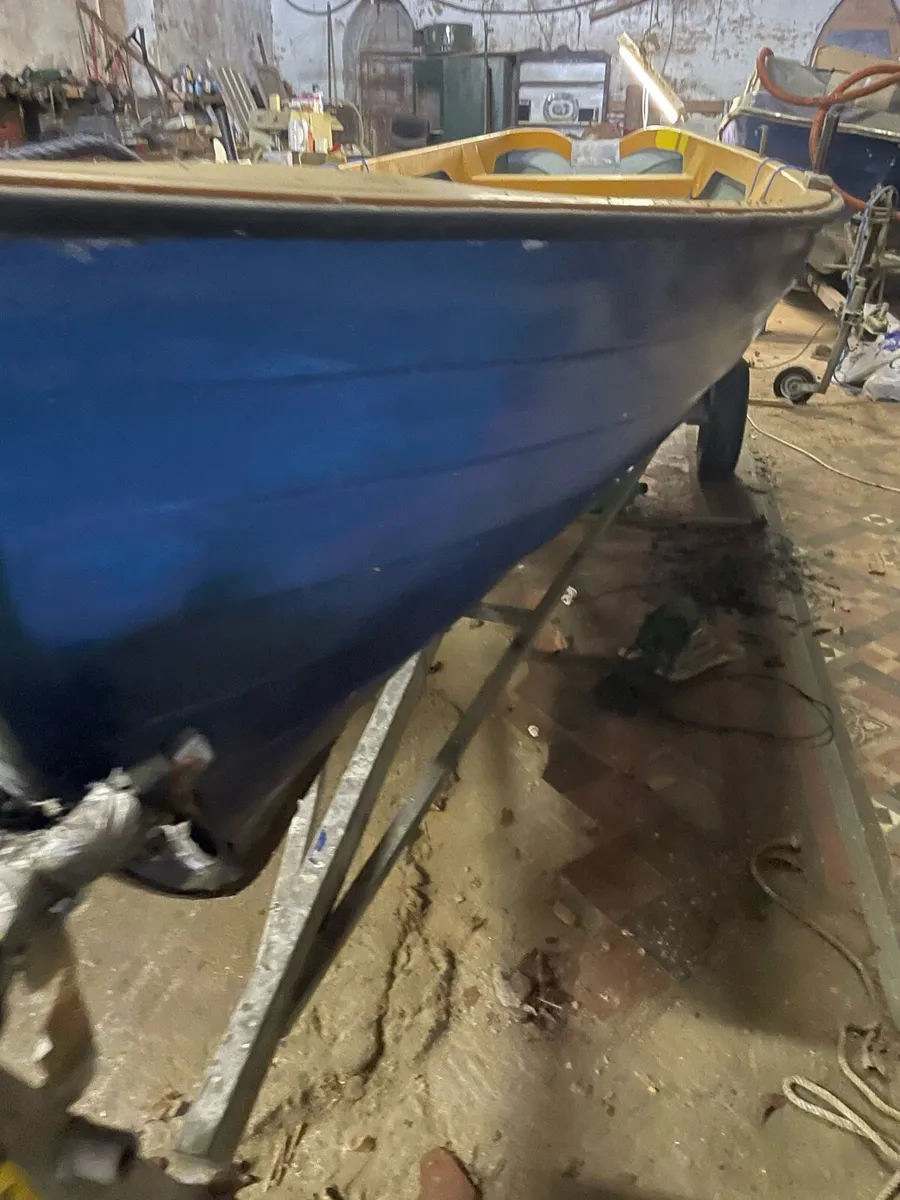 17ft Lake boat - Image 3