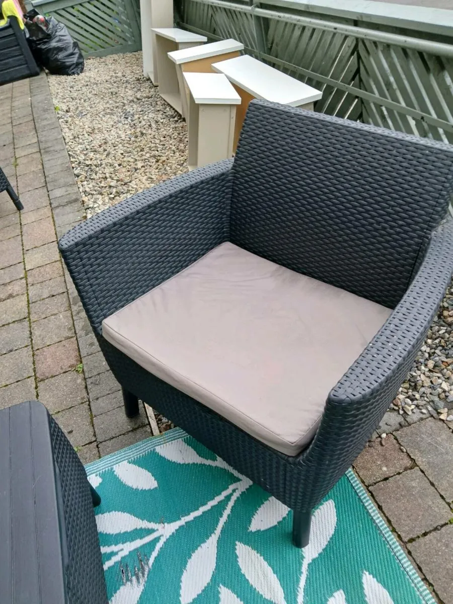 Garden furniture - Image 2