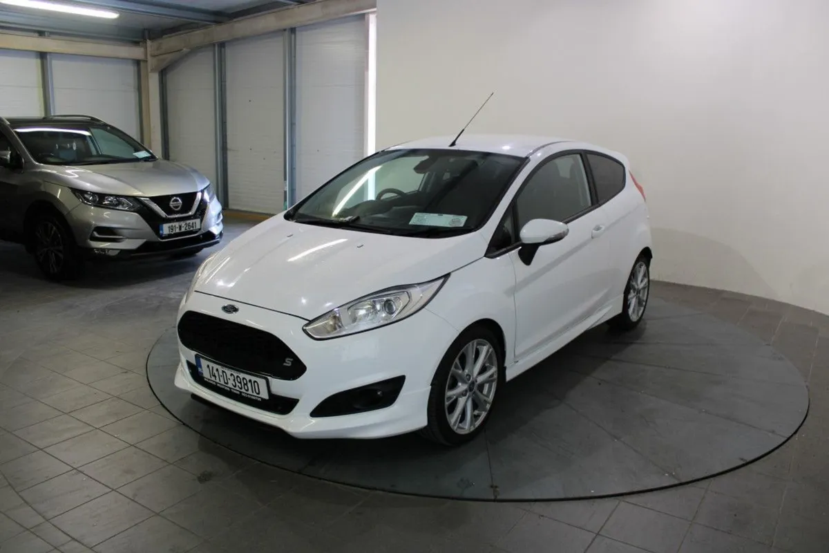 Ford Fiesta S 1.6 Tdci 75ps Zetec 3DR - Image 4