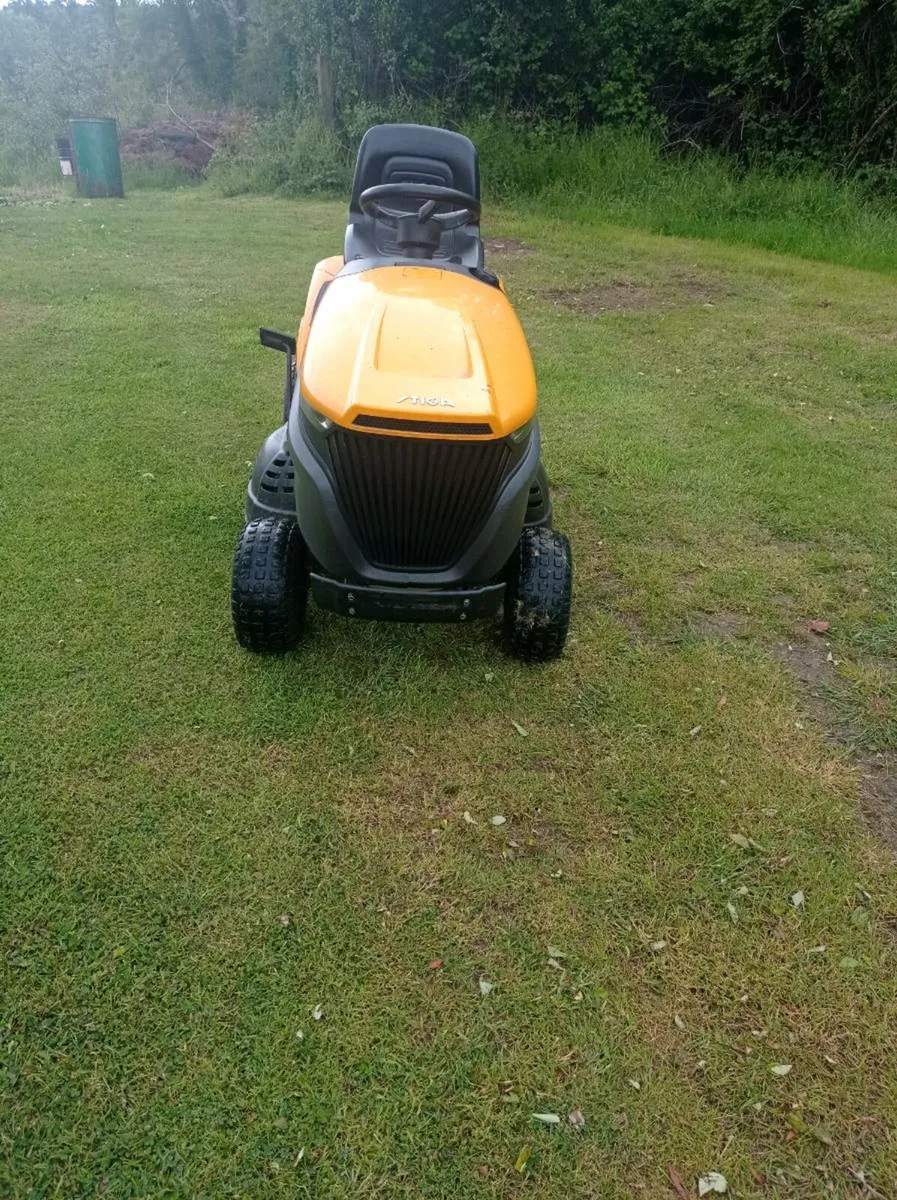 A rideonmower - Image 4