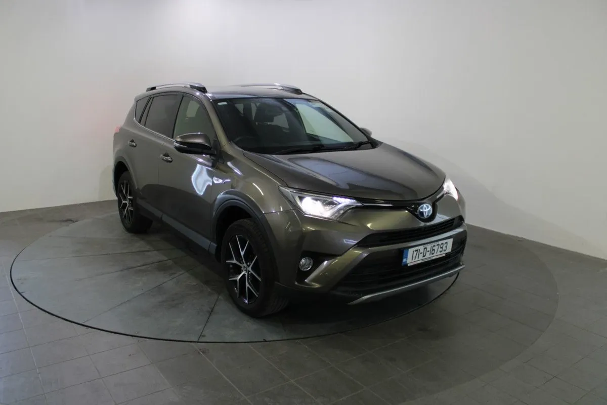 Toyota Rav4 2.5 Hybrid 2WD Sol - Image 1