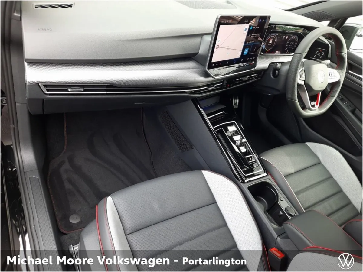 Volkswagen Golf GTI Clubsport 2.0tsi 300HP - Image 4