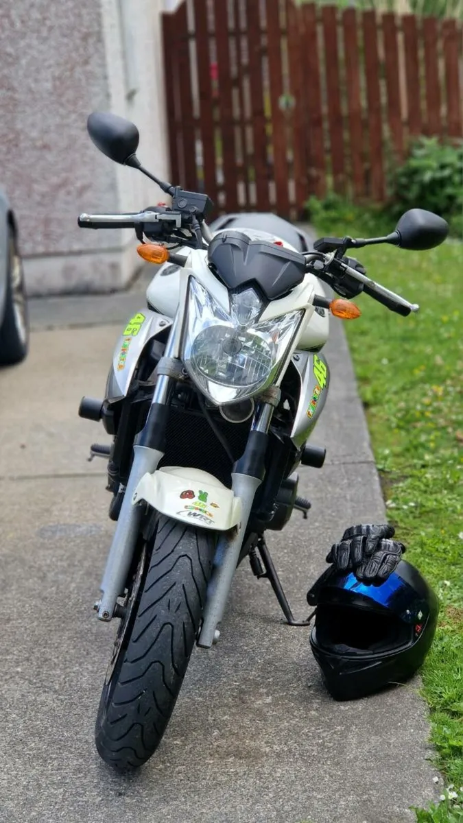 YAMAHA XJ6 600cc - Image 2
