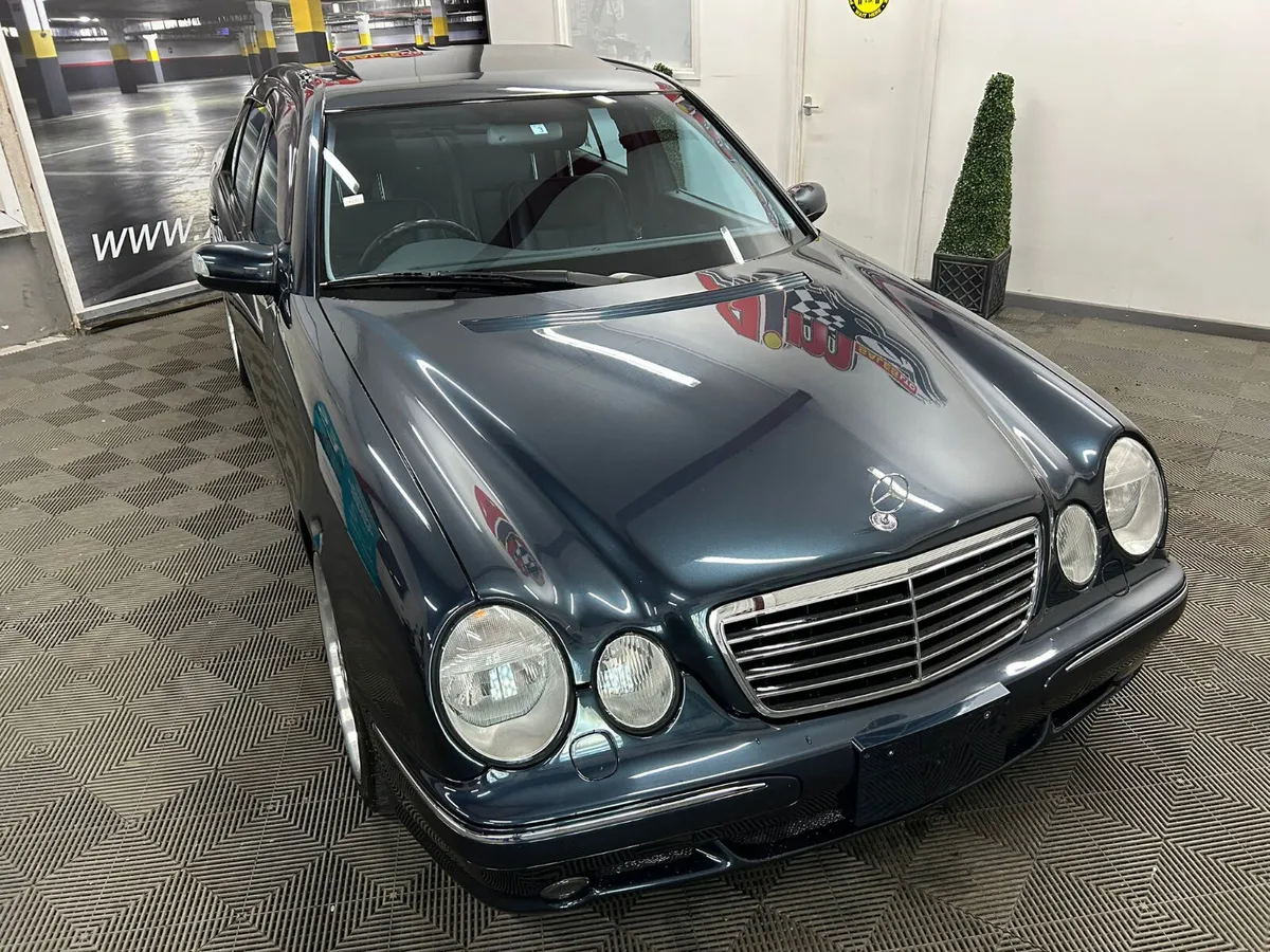 MERCEDES E320 SPORT LINE 2002 - Image 2