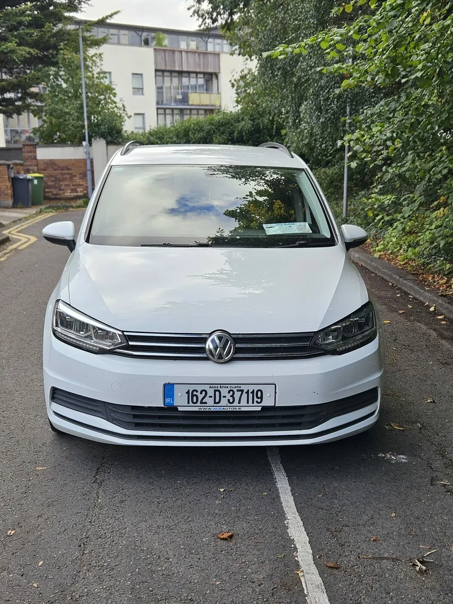 Vw Touran seater 7 seater - Image 1