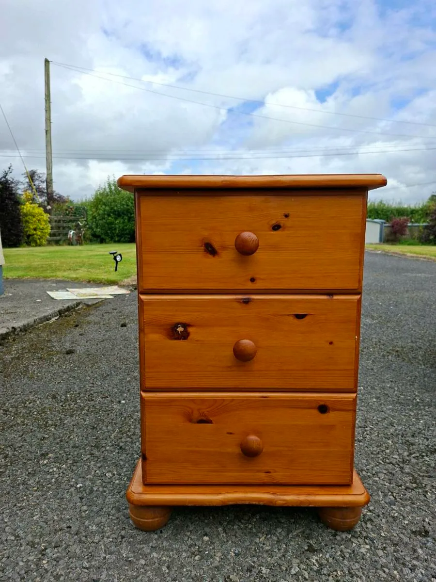 Bedside locker - Image 1