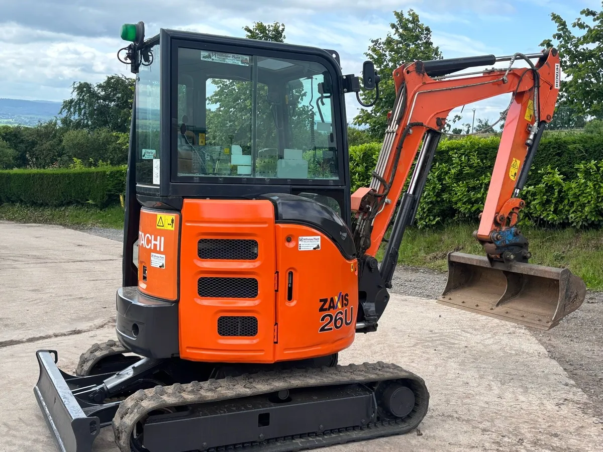 Hitachi ZX26U - Image 2