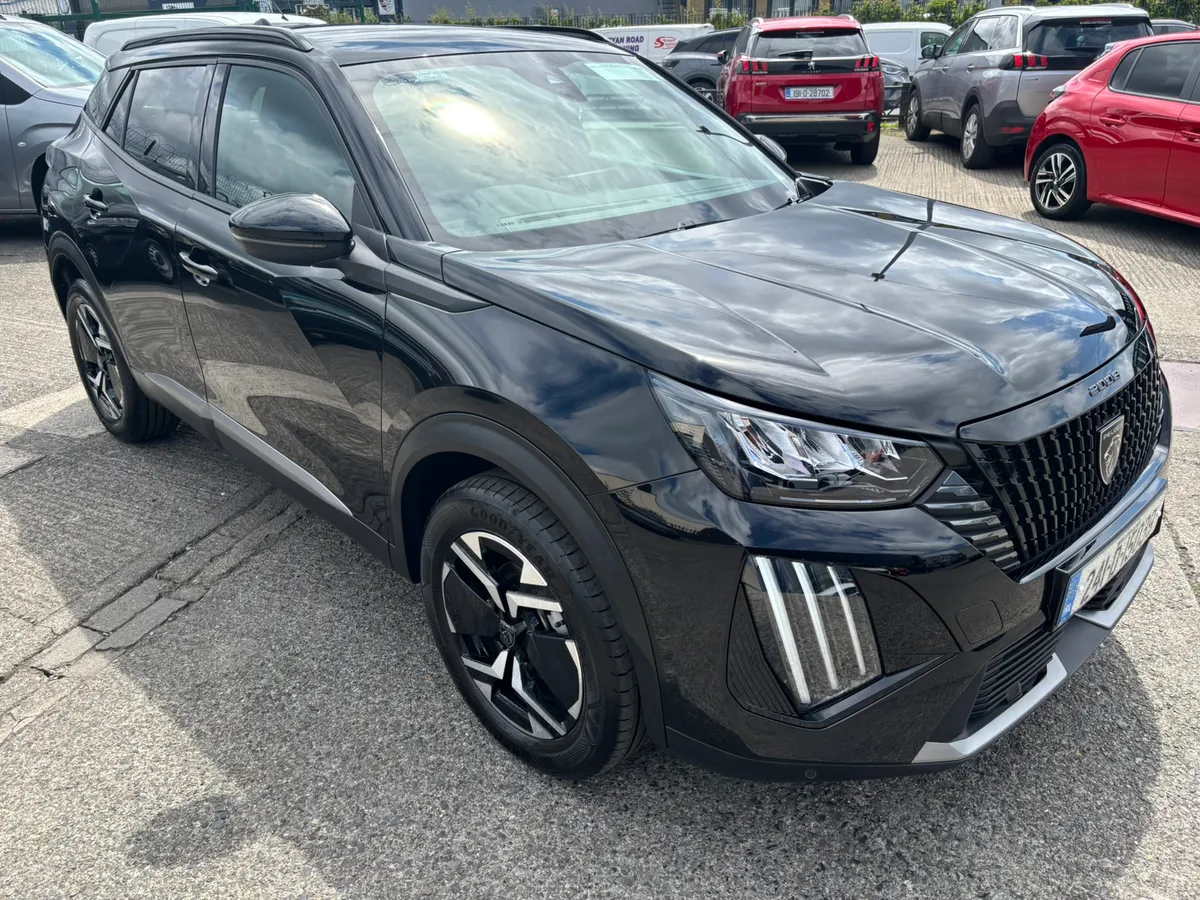 2024 Peugeot 2008 Allure 1.2 - Image 1