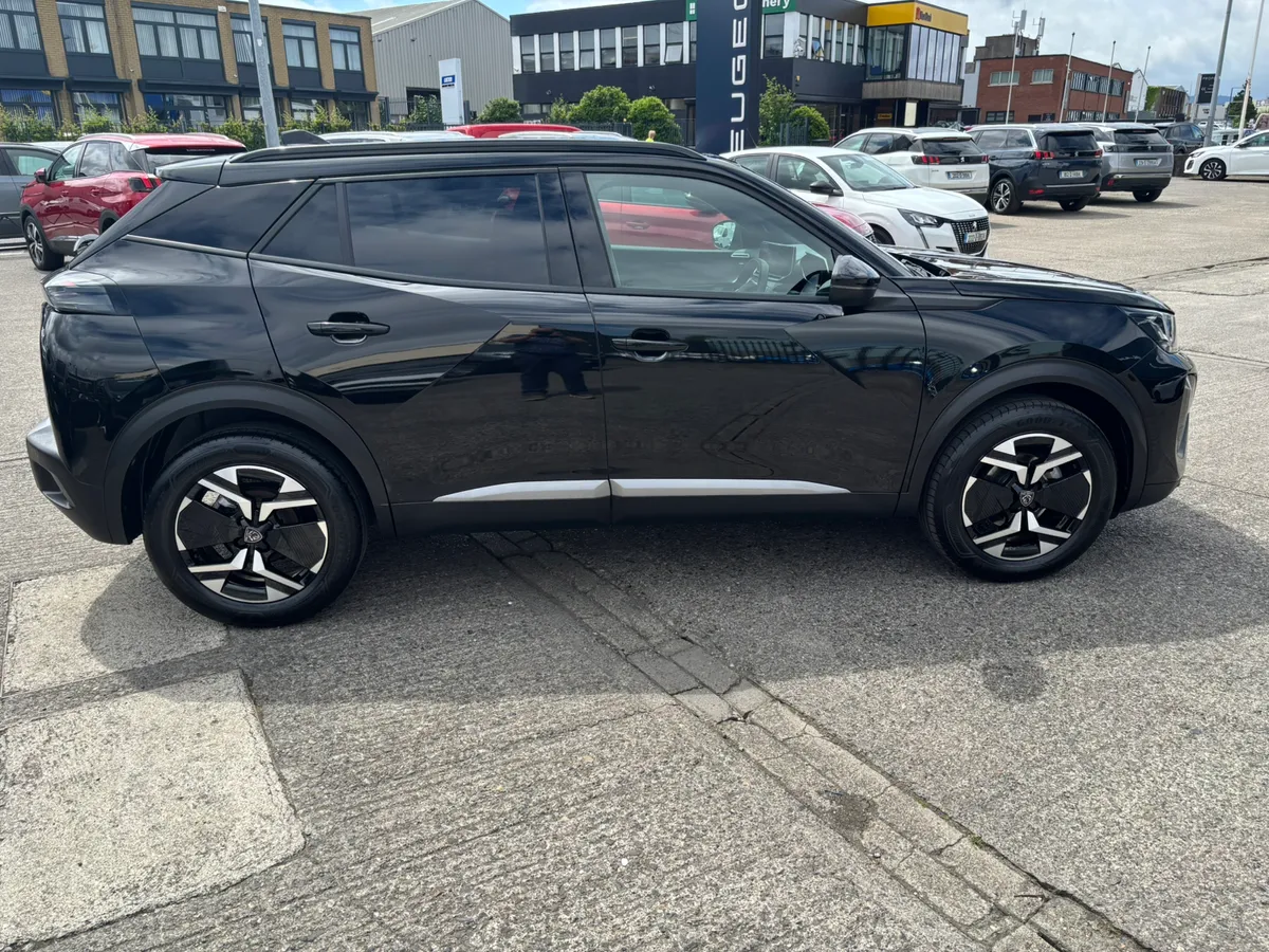2024 Peugeot 2008 Allure 1.2 - Image 2