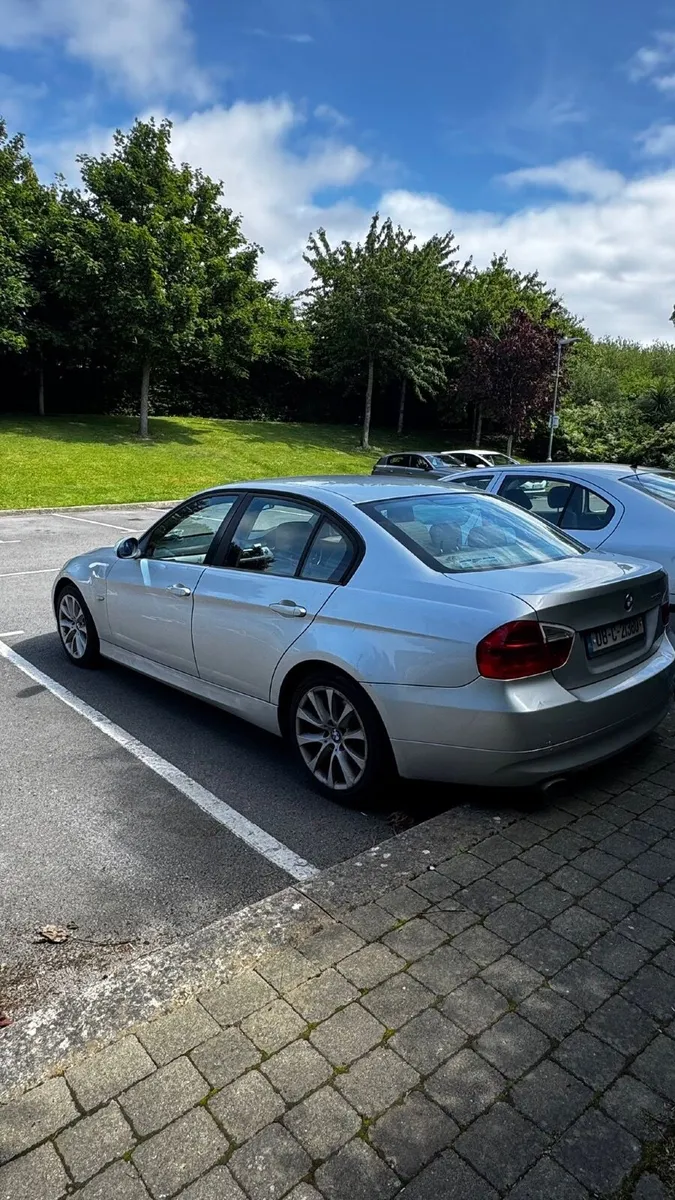 BMW 3-Series 2008 - Image 3