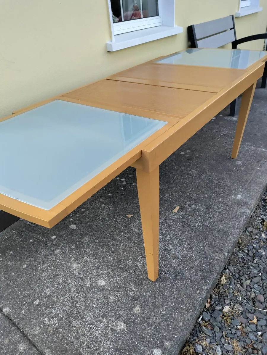 Kitchen table - Image 2
