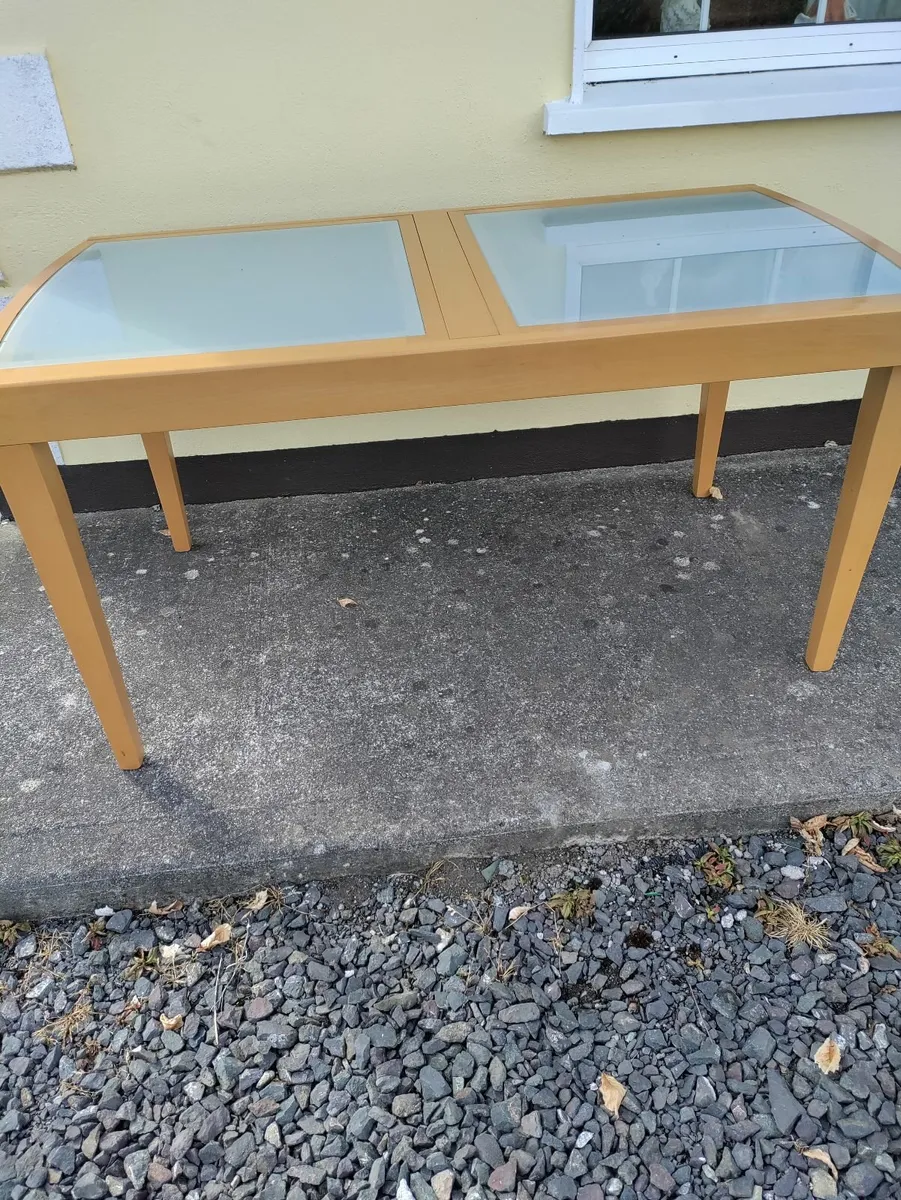 Kitchen table - Image 3