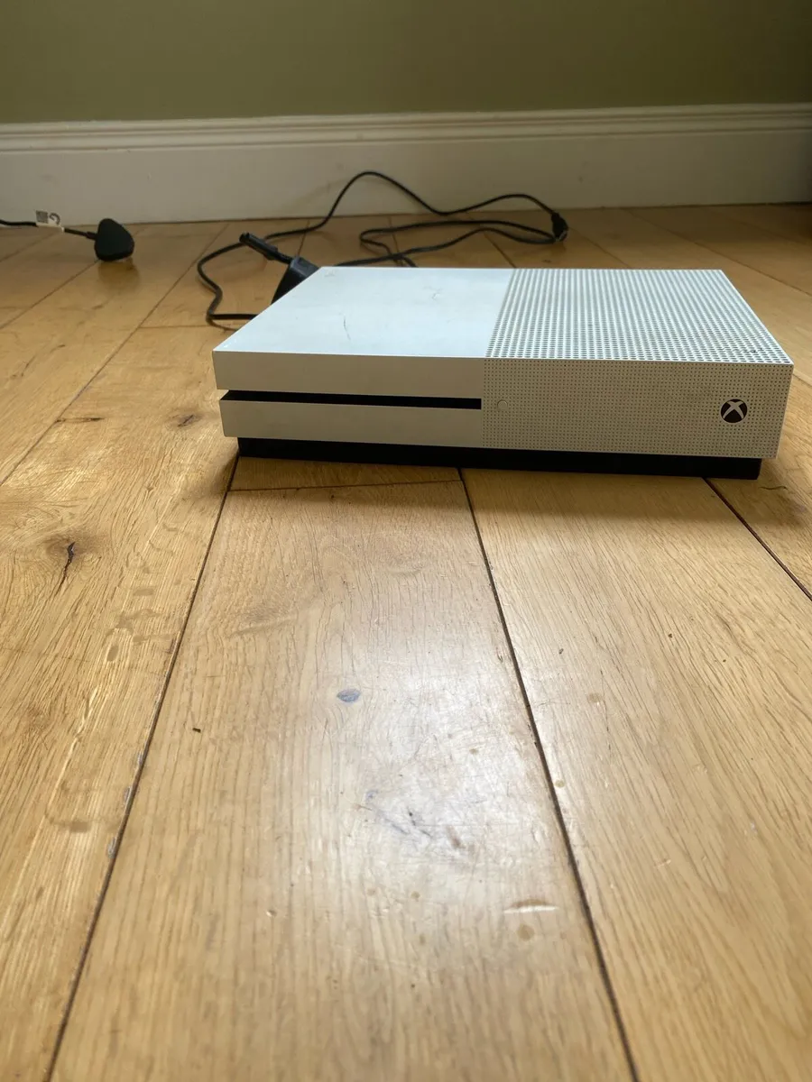 Xbox one s 1tb - Image 4