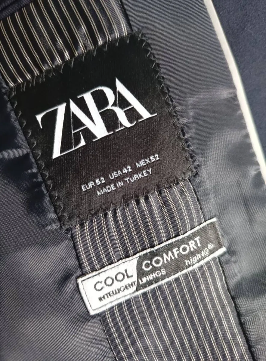 Zara Navy Men's Suit & Trouser Set - Image 1