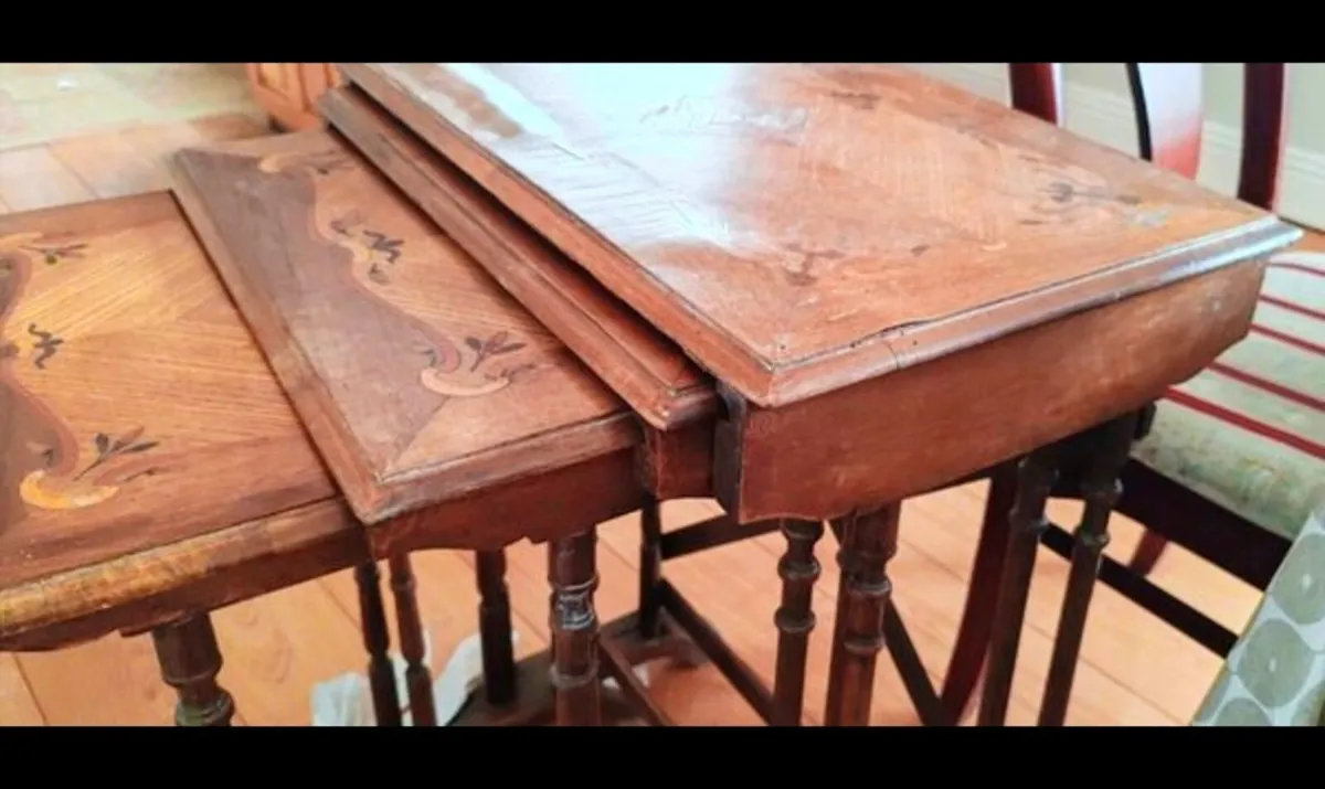 Antique nest of 4 tables - Image 4