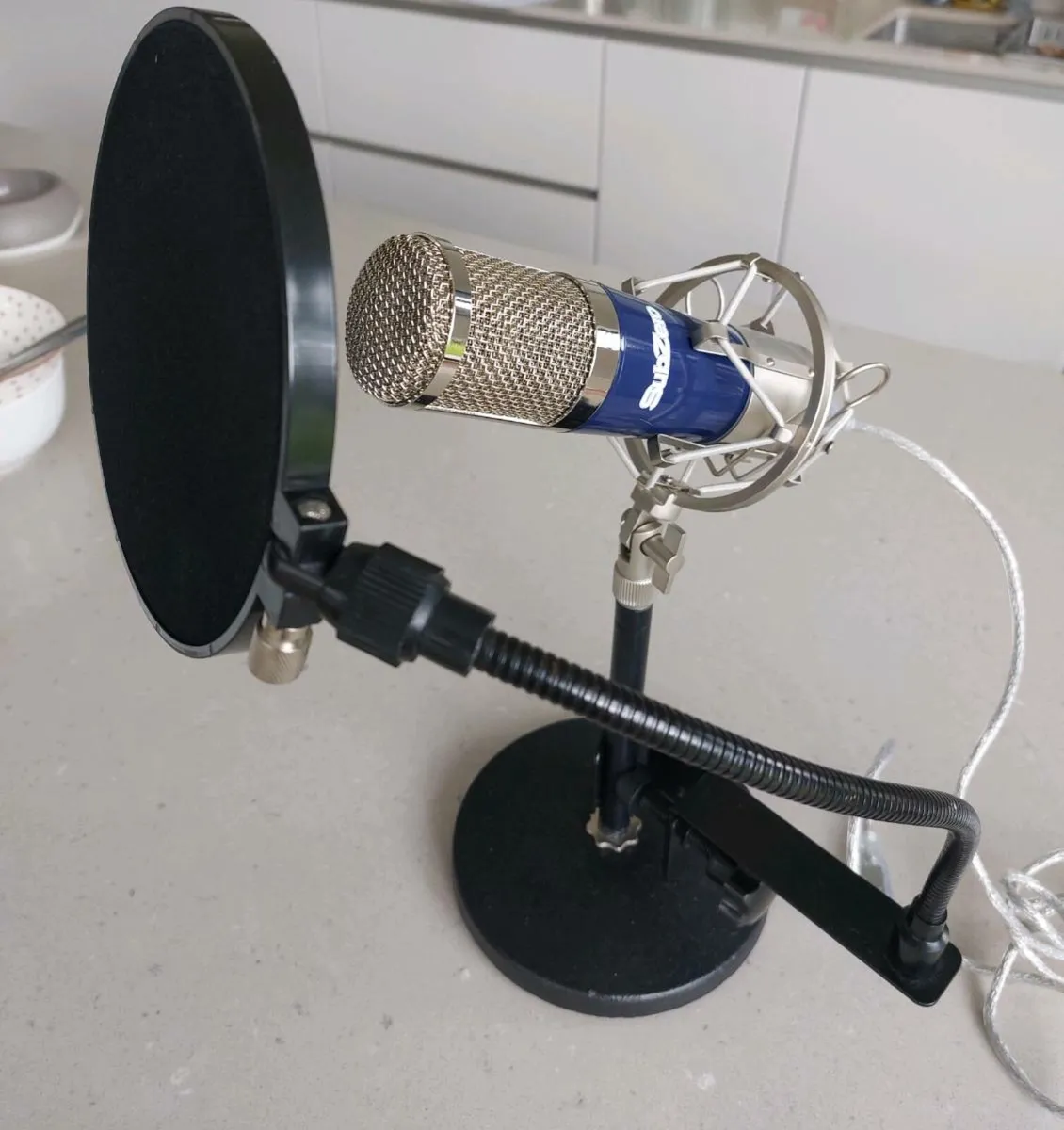 Podcast/ recording kit. - Image 1