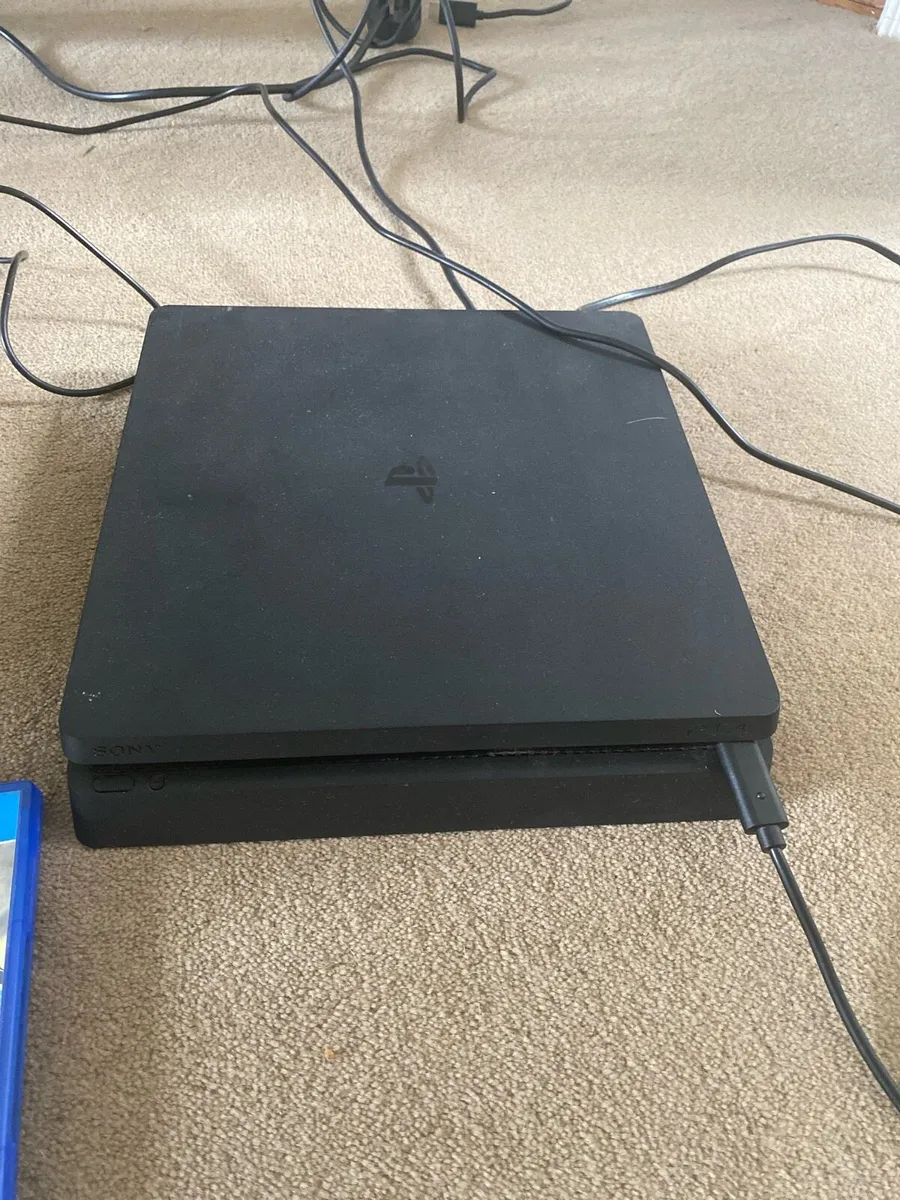 PlayStation 4 gaming bundle - Image 2