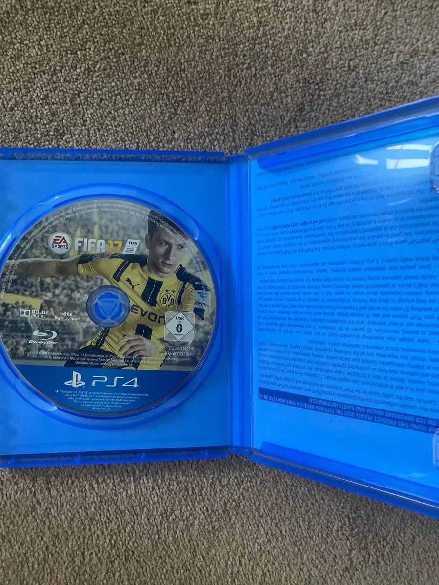PlayStation 4 gaming bundle - Image 3