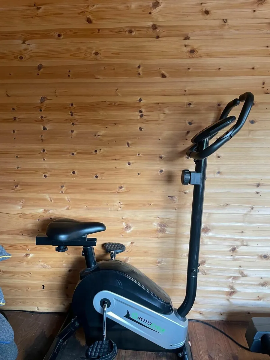 Exercise Bike - Image 4